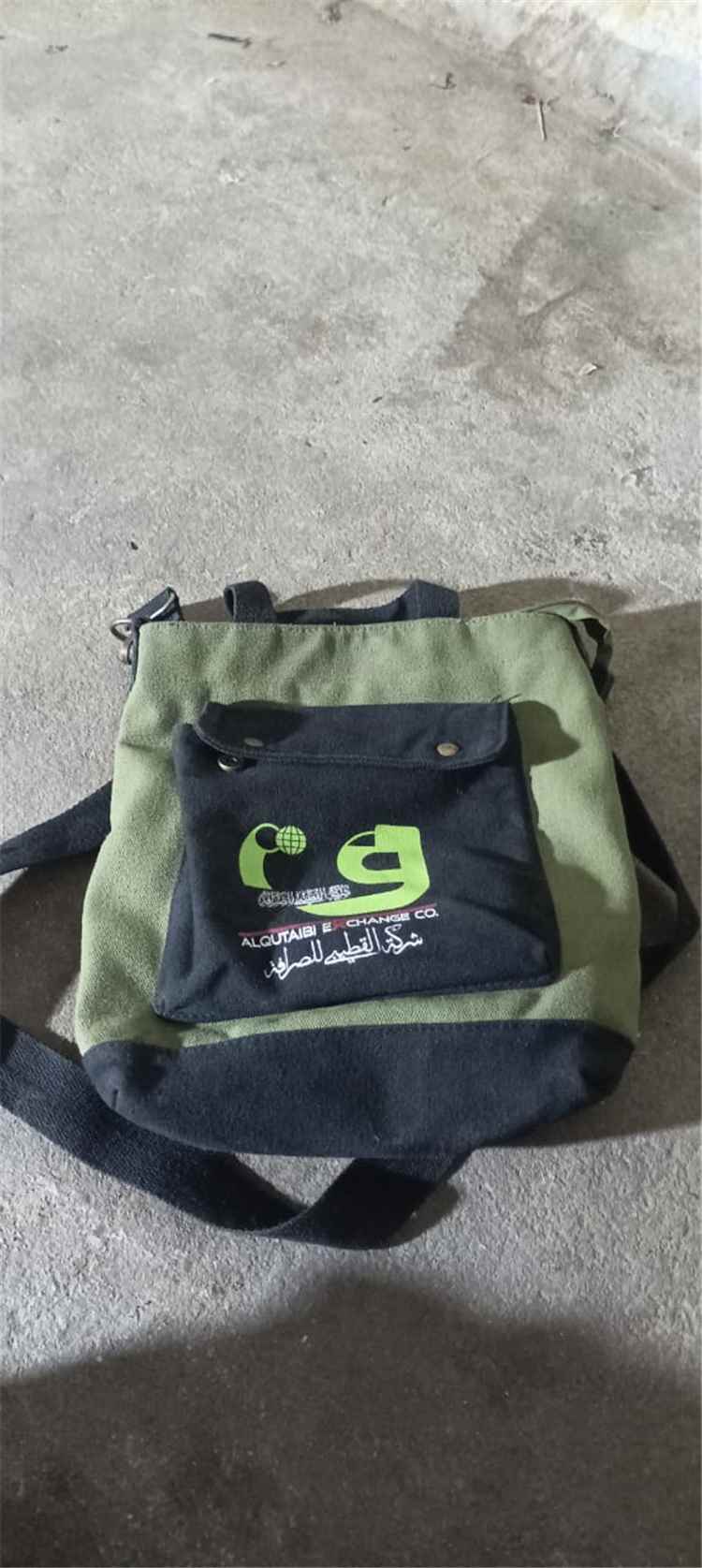 العثور على حقيبة تحتوي على مبلغ مالي في عدن ودعوة صاحبها للحضور واستلامها