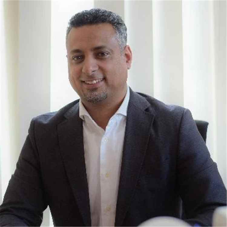 تطورات جديدة في قضية اغتيال مسؤول الصندوق الاجتماعي بعدن.. ضبط متورطين وملاحقة المنفذين الرئيسيين