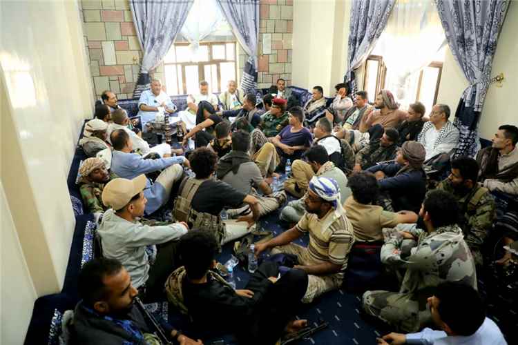 الهيئة السياسية للمقاومة الشعبية تنظم محاضرة سياسية في محافظة تعز حول الوحدة اليمنية والتحديات الراهنة