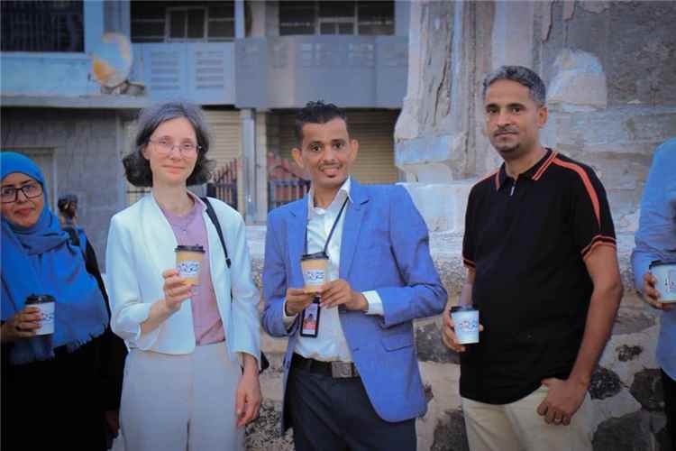 السفيرة الفرنسية تتحدث عن زيارتها إلى عدن ومهرجان الشاي العدني