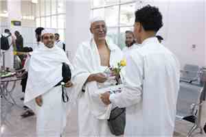 تدشين أولى رحلات تفويج الحجاج من مطار سيئون الدولي إلى جدة
