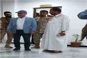 سالم الوالي.. حين يترجل المسؤول إلى الميدان ويقترب من المواطن