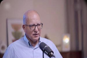 من خيمة الرئاسة إلى سقوط صنعاء".. كواليس صادمة يكشفها الإرياني عن تحالف صالح والحـ.ـوثيين