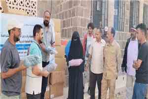 مدير عام الشعيب: نثمن  عالياً الدعم الإنساني المستمر لجمعية الحاجة قدرية والبروفيسور الشعيبي