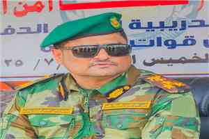 مدير أمن أبين يعزّي قائد محور يافع في وفاة نجله