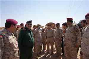 وزيرا الدفاع والداخلية يزوران الفرقة الثالثة قوات طوارئ في الوديعة بحضرموت