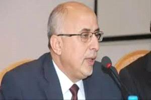 وزير سابق: مخرجات الحوار الوطني السبيل لضمان حقوق العمال في اليمن