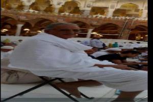 محافظ البيضاء يعزي في وفاة الشيخ علي علوي الوحيشي