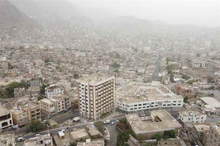 مكونات تعز الدعوية تؤيد النفير العام وتدعو لتوحيد الجهود في مواجهة الحوثيين