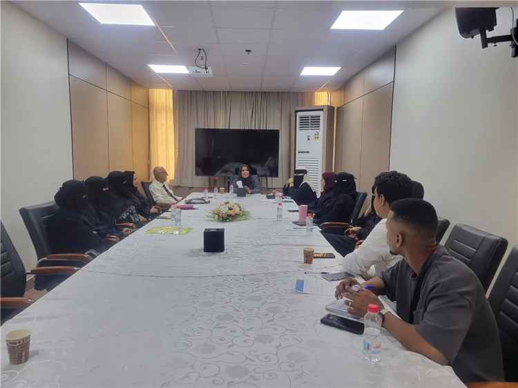وزير الدولة لشؤون المرأة تناقش مع المنتدى الوطني للقيادات الشبابية مقترحات مشاريع للتمكين الاقتصادي وتعزيز مشاركة المرأة في صناعة القرار