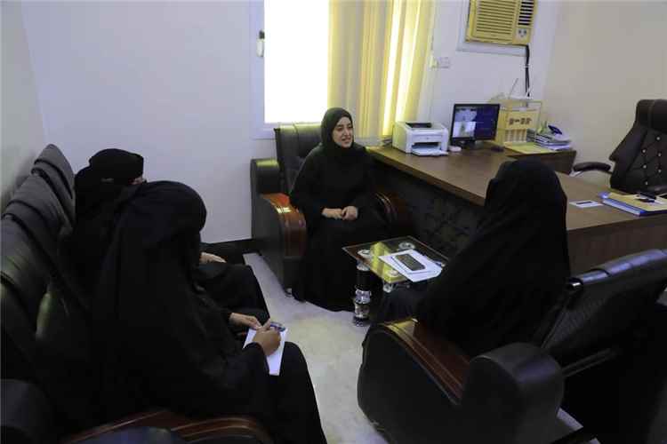 عبير الحضرمي تبحث مع المؤسسات النسوية سبل تعزيز دور المرأة في وادي حضرموت