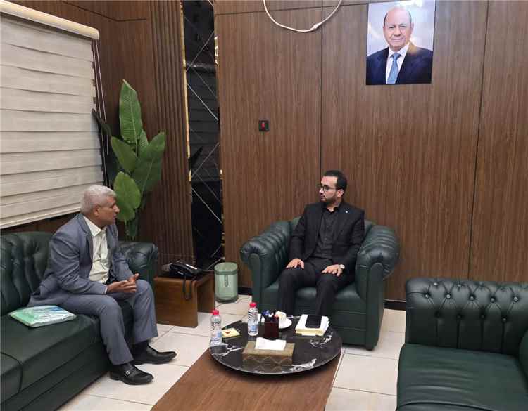 وزير الخدمة المدنية يؤكد أهمية متابعة أوضاع الموظفين وحصر المتأثرين بالظروف الراهنة