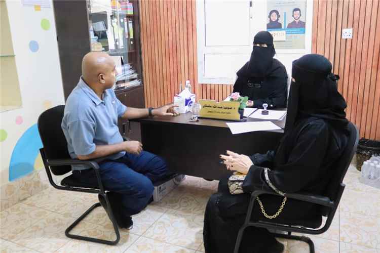 مؤسسة (بذرة أمل) توقع اتفاقية شراكة مع بسمة عدن لتعزيز الرعاية الصحية للأيتام والنساء.
