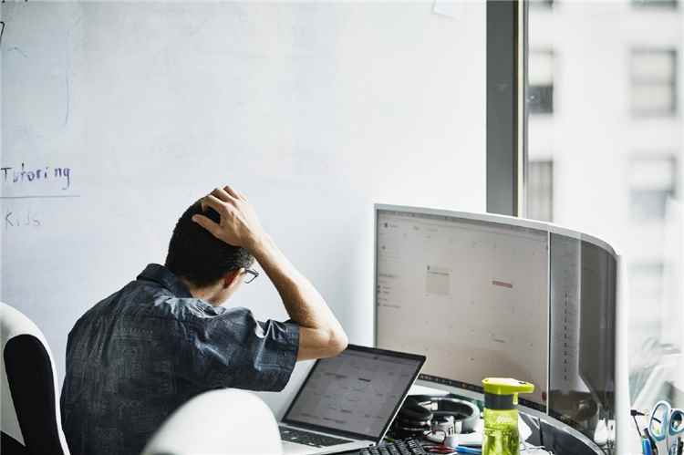 تراجع طلبات إعانات البطالة في أمريكا رغم تباطؤ وتيرة التوظيف