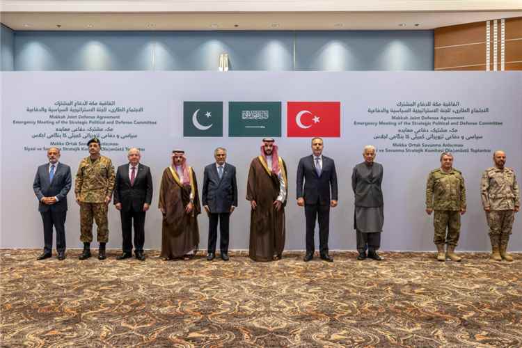 شراكة دفاعية على وقع التصعيد الحوثي.. "حلف مكة الدفاعي" أمام اختباره العملي الأول