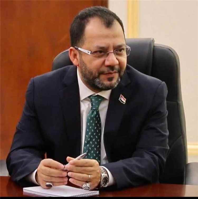 وزير الكهرباء والطاقة يهنئ قوات العمالقة والمقاومة الجنوبية بتحرير باب المندب