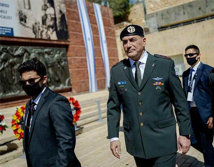 أكسيوس : واشنطن تبلغ تل أبيب استعداد الجيش الأمريكي لشن عمليات ضد إيران خلال 3 أسابيع