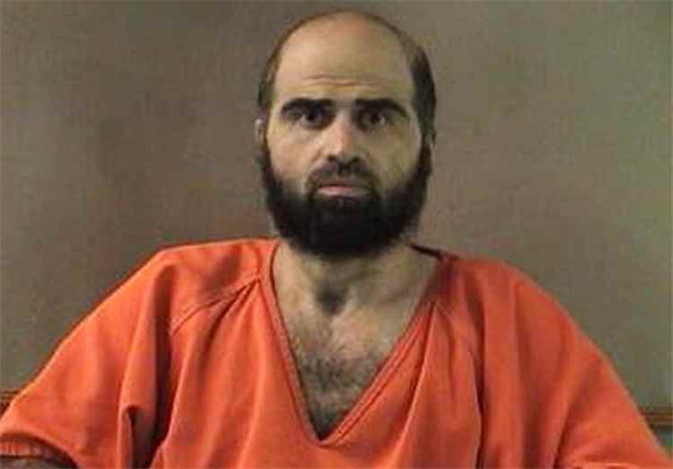 نضال مالك حسن .. جندي أمريكي قاده التطرف بعيدا عن قضية أجداده