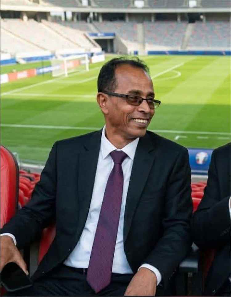 نداء عاجل لإنقاذ ذاكرة الإعلام الرياضي.. محمد العولقي يستحق العلاج