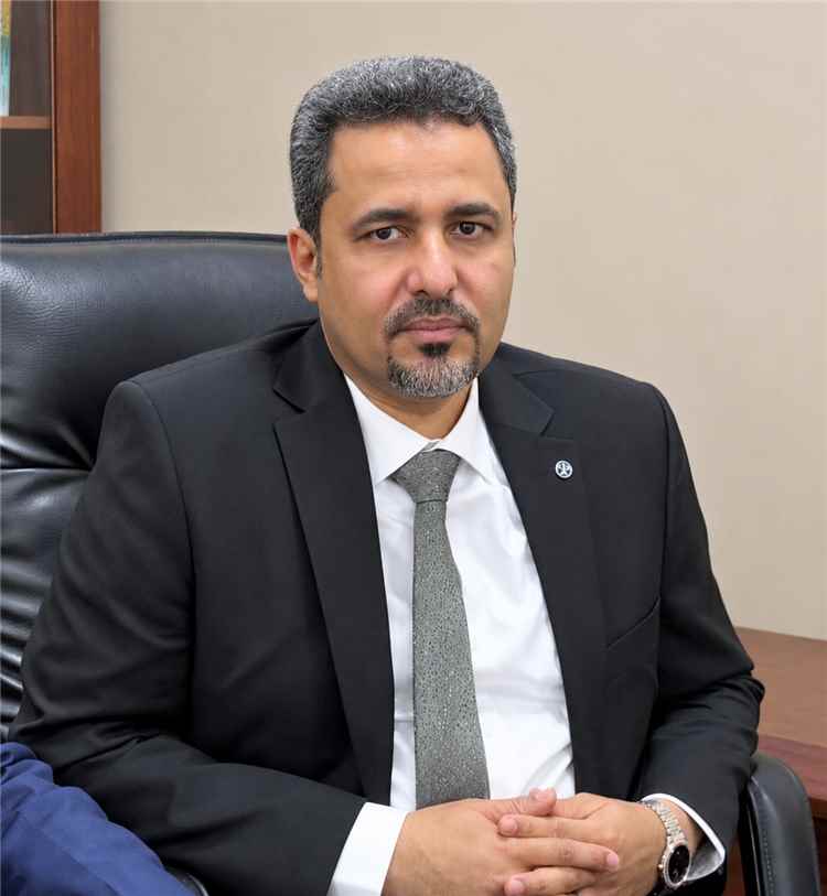 محافظ لحج: الصراع في المنطقة معركة بين مشروع إيراني يستهدف العرب ومشروع عربي تقوده السعودية للدفاع عن سيادتهم