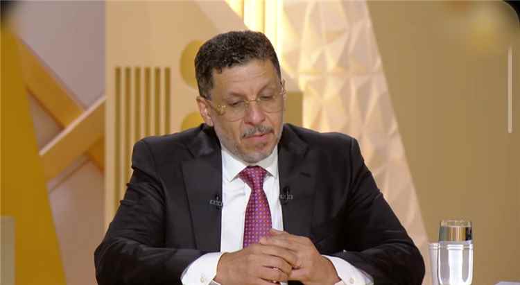 أحمد عوض بن مبارك: الحوثيون ليسوا حزبًا سياسيًا.. فلماذا مُنحوا شرعية المشاركة فيزالعمبية السياسية؟