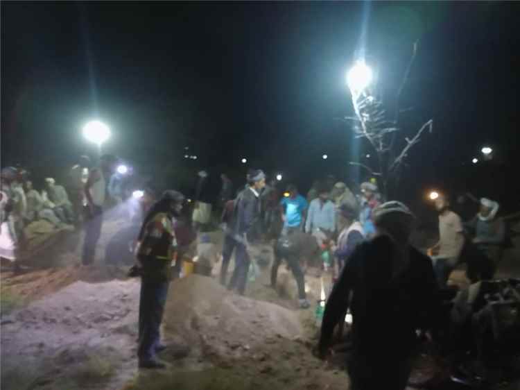 فاجعة في مريس.. وفاة امرأتين وخمسة أطفال بانفجار أسطوانة غاز داخل منزل