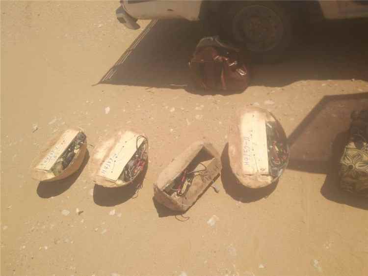 دفاع شبوة تحبط مخططًا تخريبيًا وتفكك أربع عبوات ناسفة في قطاع حراد