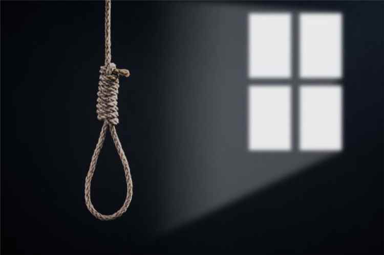 حكم بالإعدام على طالبة جامعية بسبب منشور على فيس بوك.. والسجن يكشف تفاصيل صادمة