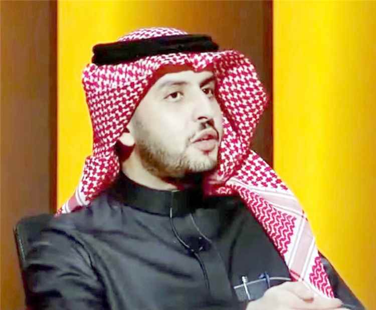 أكاديمي سعودي ينتقد قنوات عربية بسبب تغطيتها للحوثيين