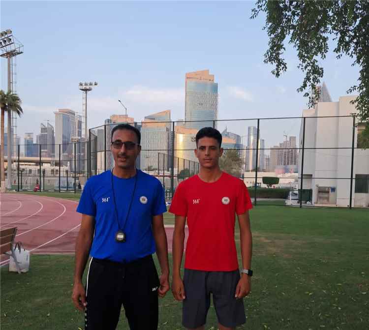 العداء اليمني ربيع الصراري يشارك في أولمبياد الشباب بداكار
