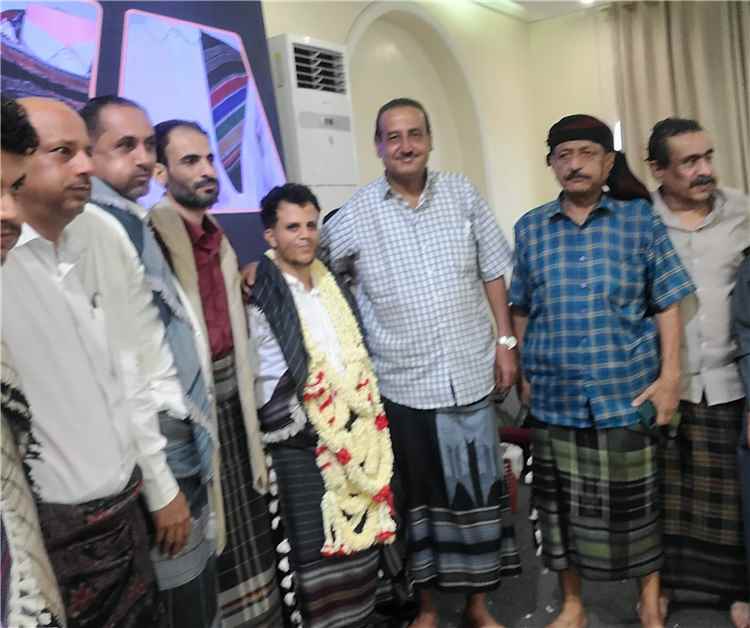 ألف مبروك أولاد الشهيد المناضل قائد مثيني عمر الشاعري بعرس الشاب الخلوق المهندس منيف