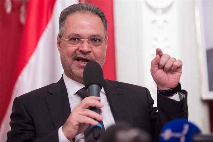 المخلافي: الدول التي تسلّح الحوثيين ستخسر مصالحها مع اليمن والسعودية
