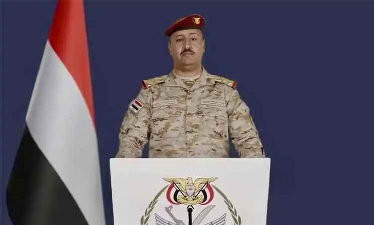 القوات المسلحة تعلن تنفيذ 1292 عملية استهداف في جبهات تعز وتكشف حصيلة ثقيلة للحوثيين