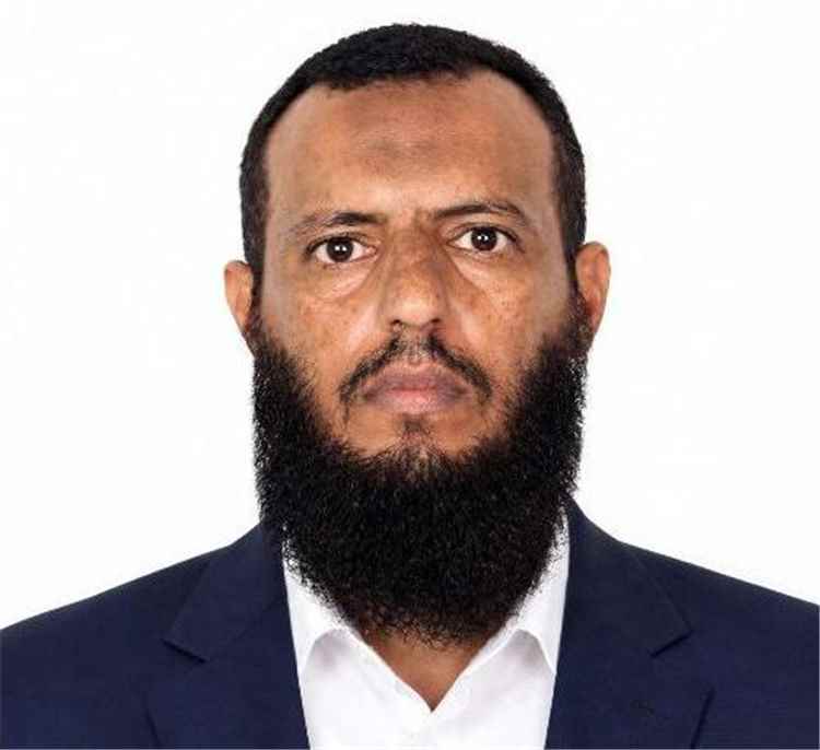"عُشيش" يهنئ "جرفوش" بمناسبة نيله ثقة قيادة السلطة المحلية وتكليفه مديراً عاماً لمديرية المحفد