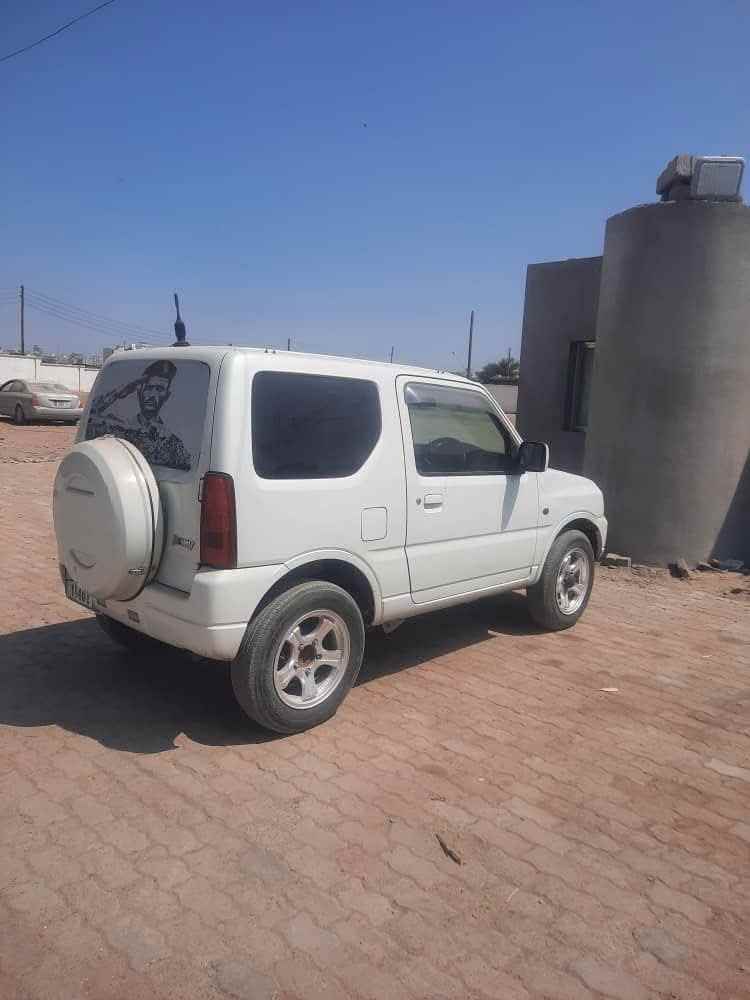 شرطة بئر فضل تضبط سيارة مطلوبة في قضية اختطاف وتسلّمها إلى شرطة البساتين