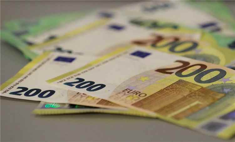 هل تستطيع الشركات الأوروبية توسيع طفرة الأرباح خارج الطاقة والذكاء الاصطناعي؟