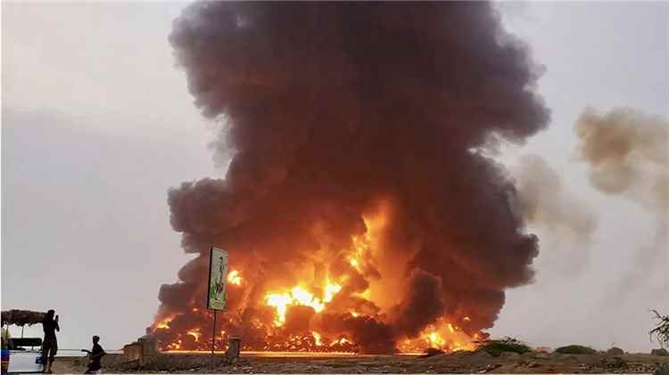 دوي انفجار عنيف يهز مديرية الجراحي بالحديدة وسط استنفار حوثي