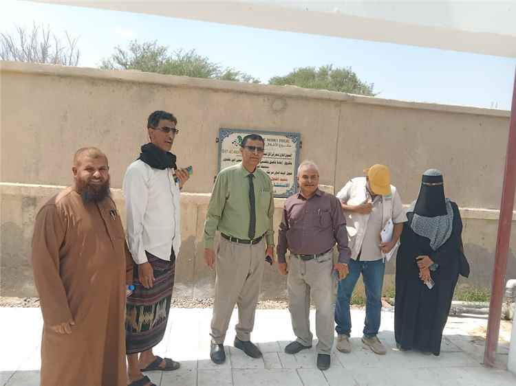 مدير عام صحة لحج يتسلم مشروع إعادة تأهيل وتحسين شبكة المياه لمستشفى ابن خلدون العام