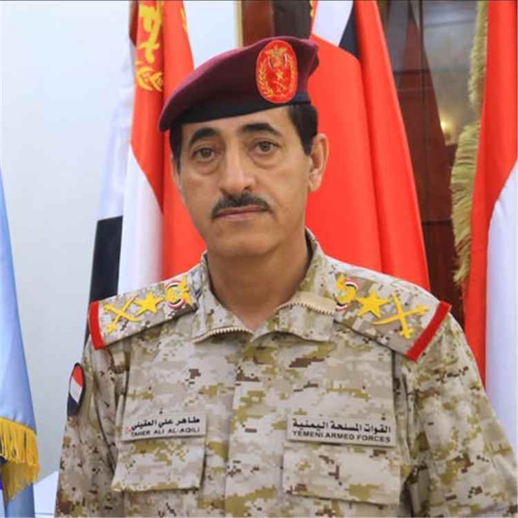 وزير الدفاع يعتذر للقبائل ويوجّه بالتحقيق في تحذير الوزارة: تصريح خاطئ وغير مقبول