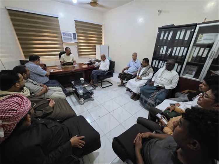 مكتب السياحة بساحل حضرموت يعقد اجتماعاً موسعاً لملاك ومدراء الفنادق لبحث تعزيز الإجراءات الأمنية والتنظيمية