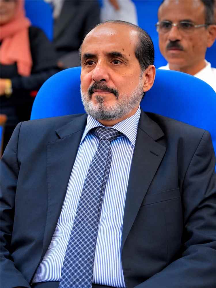 علي هيثم الغريب يربط لقاء طهران بمستقبل الدور الإيراني ومواقف السعودية تجاه اليمن والجنوب