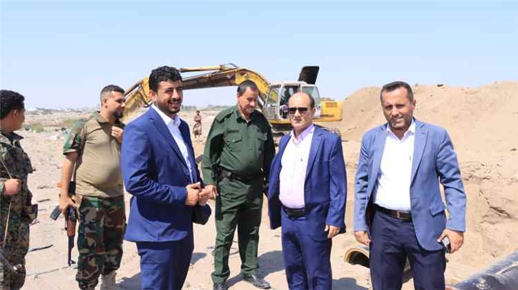 الزامكي وناجي يتفقدان عدد من المشاريع الاستراتيجية والحيوية بدارسعد