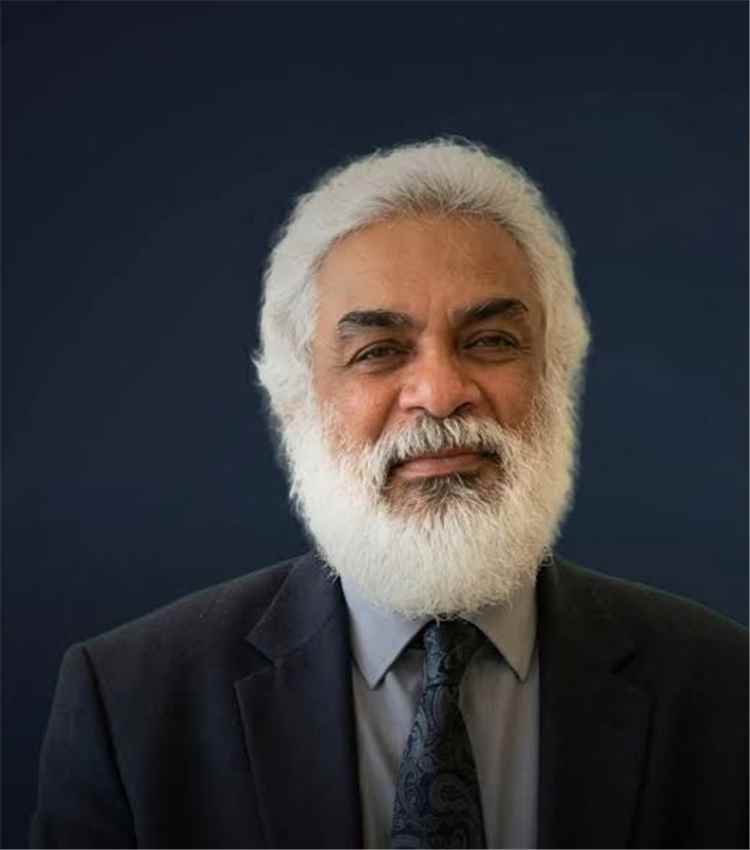 وزير التخطيط يستعرض جرائم وانتهاكات الحوثيين في تعز خلال مؤتمر