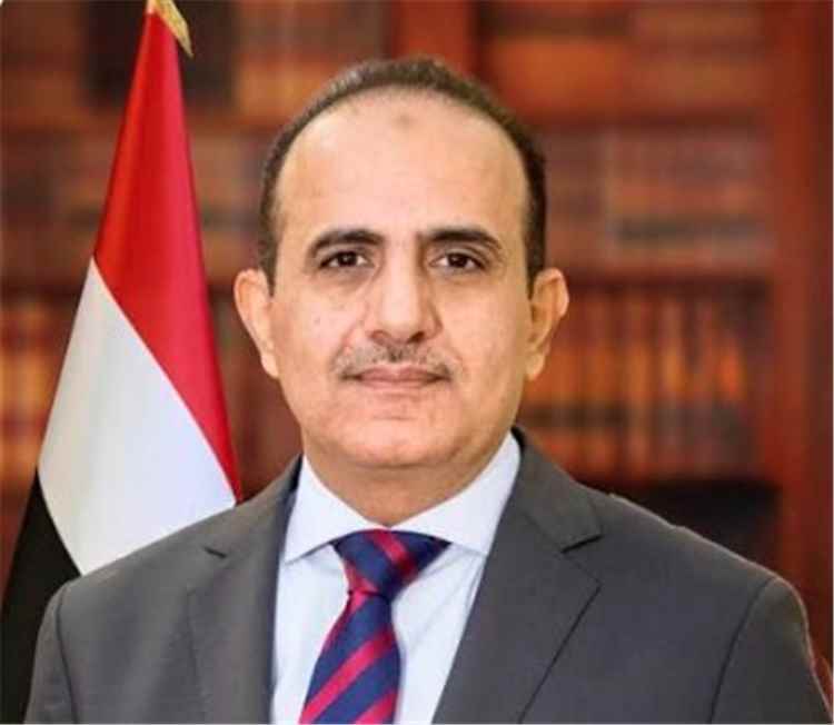 وزير الصحة : قصف مطار عدن بالصواريخ عمل إرهابي وإجرامي يستهدف الأعيان المدنية