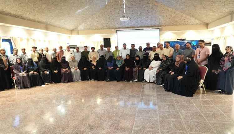 ضمن مشروع تجريبي مع الصحة العالمية.. عدن تبحث ترسيخ الحوكمة في مرافق الرعاية الأولية