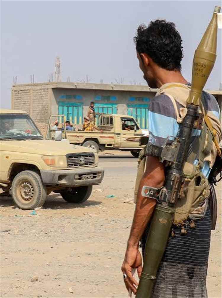 القوات المسلحة تكشف حصيلة عملياتها ضد الحوثيين: 440 بين قتيل ومصاب و146 آلية مدمرة