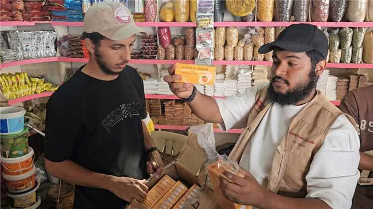 الرقابة مستمرة.. صناعة التواهي يضبط 3 آلاف حبة دواء أخفاها صاحب بقالة
