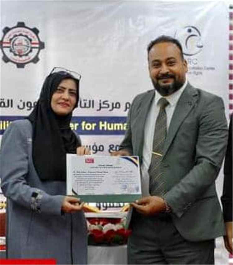 نقابي يشيد بمواقف ميرفت السلامي في الدفاع عن حقوق العمال بعدن: امرأة تظهر في الوقت الصعب