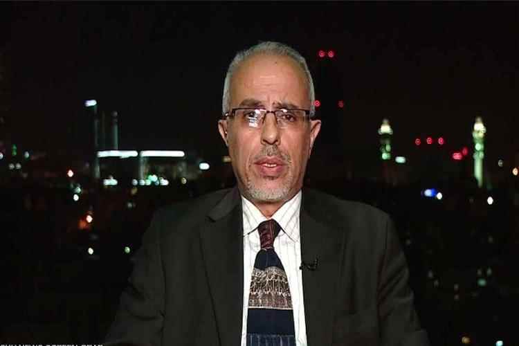 محلل سياسي يطرح مبادرة لتحييد مدينة تعز عن الحرب ويدعو إلى انسحاب الحوثيين وفتح الطرق