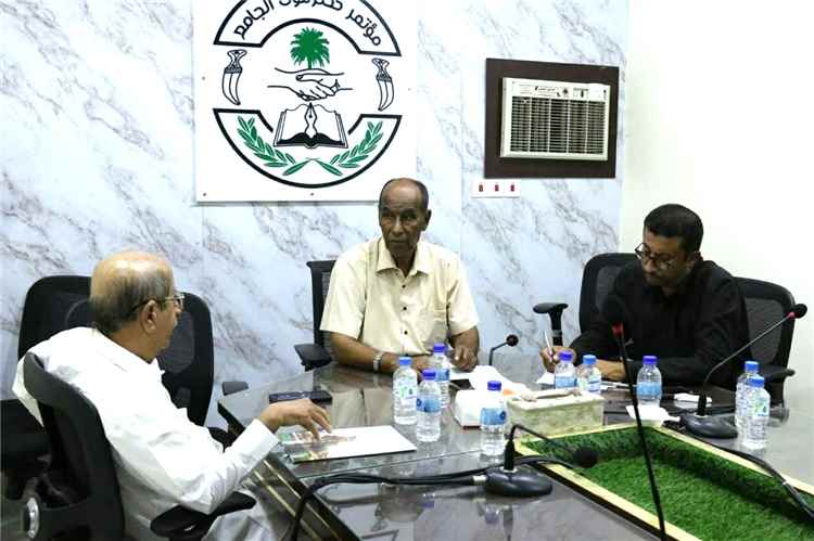 الدائرة السياسية بمكتب مؤتمر حضرموت الجامع بالوادي والصحراء تقر تنظيم لقاء توعوي شبابي